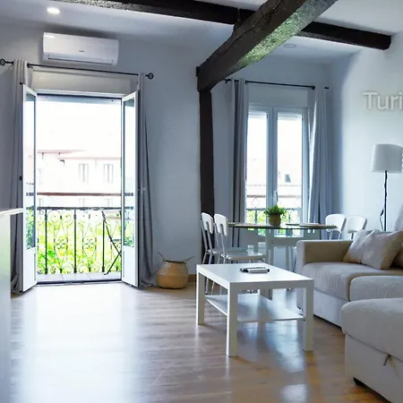 Apto Bitacora - Aire Acondicionado Y Balcon Con Vistas En El Centro
