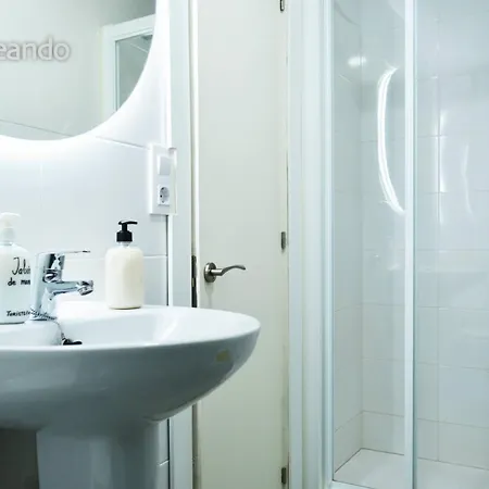 Apto Bitacora - Aire Acondicionado Y Balcon Con Vistas En El Centro *